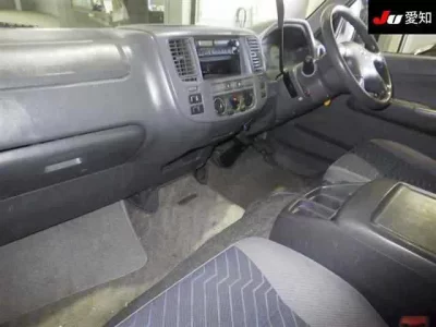 Nissan CARAVAN  с аукциона в Японии