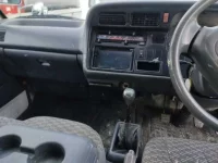 Toyota HIACE VAN лот № 8008 оценка R  с аукциона в Японии 4