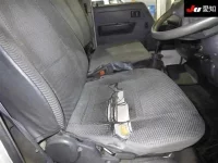 Toyota DYNA лот № 20043 оценка 3.5  с аукциона в Японии 5