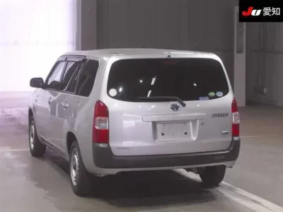 Toyota SUCCEED  с аукциона в Японии