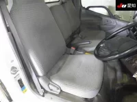 Toyota DYNA лот № 20074 оценка 3  с аукциона в Японии 5