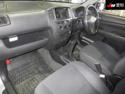 Toyota PROBOX  с аукциона в Японии