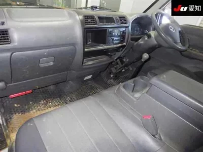 Mazda BONGO  с аукциона в Японии