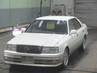Toyota CROWN лот № 7101 оценка R  с аукциона в Японии 2