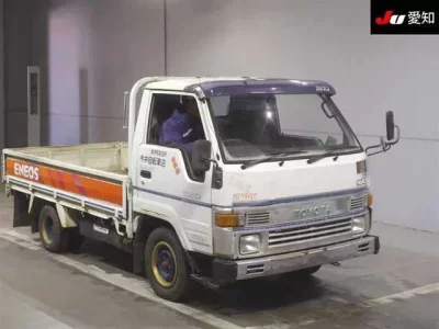 Toyota HIACE TRUCK  с аукциона в Японии