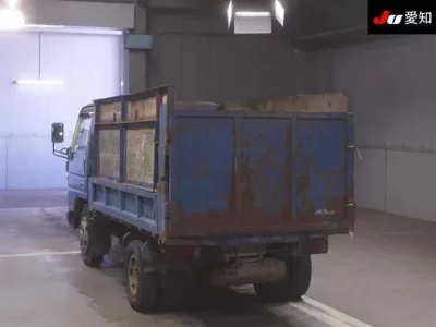 Mazda TITAN  с аукциона в Японии