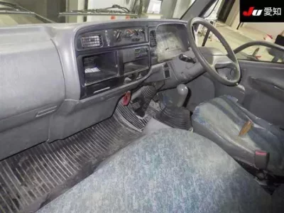 Mitsubishi CANTER  с аукциона в Японии