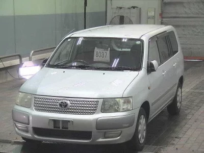 Toyota SUCCEED  с аукциона в Японии