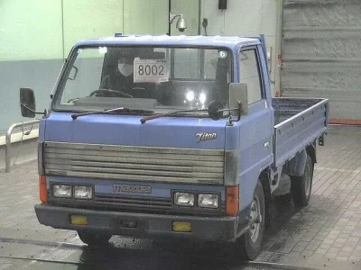 Mazda TITAN  с аукциона в Японии