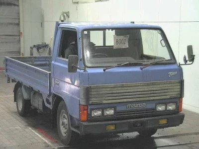 Mazda TITAN  с аукциона в Японии