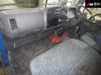 Mitsubishi CANTER лот № 7009 оценка R  с аукциона в Японии 2