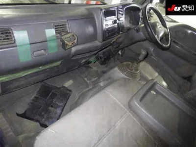 Mazda TITAN  с аукциона в Японии