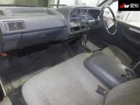 Toyota HIACE VAN лот № 20096 оценка R  с аукциона в Японии 2