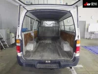 Toyota HIACE VAN лот № 7011 оценка R  с аукциона в Японии 3