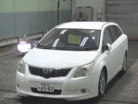Toyota AVENSIS WAGON лот № 7133 оценка 3.5  с аукциона в Японии 2