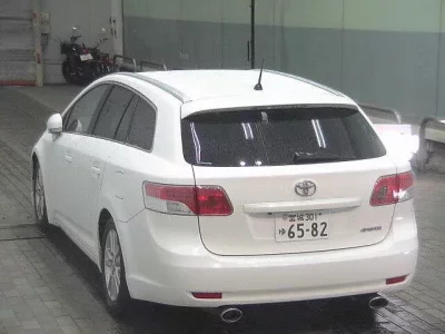 Toyota AVENSIS WAGON  с аукциона в Японии