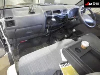 Nissan VANETTE TRUCK лот № 20098 оценка 3  с аукциона в Японии 2