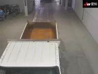 Mitsubishi CANTER лот № 7020 оценка R  с аукциона в Японии 8