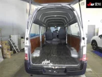 Nissan CARAVAN VAN лот № 20103 оценка 3  с аукциона в Японии 3