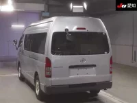 Toyota REGIUS ACE VAN лот № 7031 оценка 4  с аукциона в Японии 1