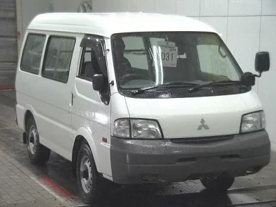 Mitsubishi DELICA  с аукциона в Японии