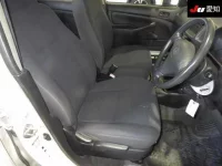 Toyota PROBOX лот № 20124 оценка 3.5  с аукциона в Японии 3