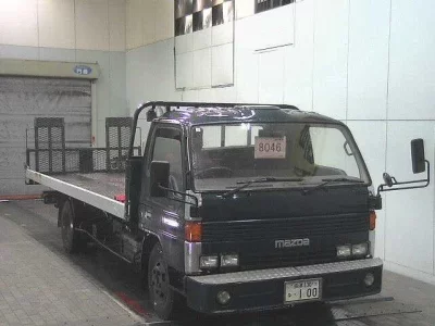 Mazda TITAN  с аукциона в Японии