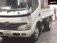Hino DUTRO лот № 7047 оценка 3  с аукциона в Японии 1