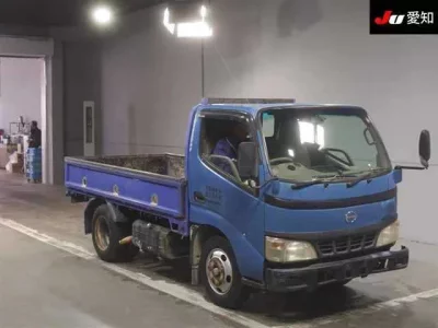 Hino DUTRO  с аукциона в Японии