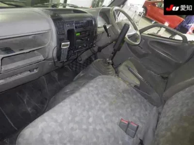 Hino DUTRO  с аукциона в Японии
