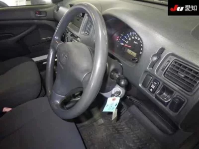 Toyota PROBOX  с аукциона в Японии