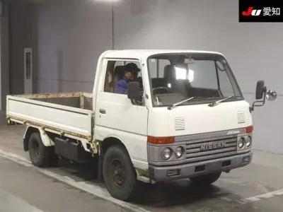 Nissan ATLAS  с аукциона в Японии