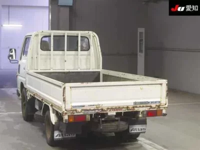 Nissan ATLAS  с аукциона в Японии