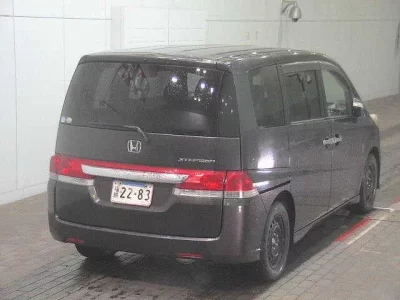 Honda STEP WAGON  с аукциона в Японии