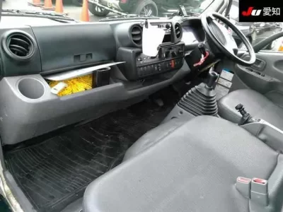 Hino DUTRO  с аукциона в Японии