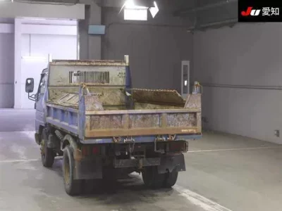 Mazda TITAN  с аукциона в Японии