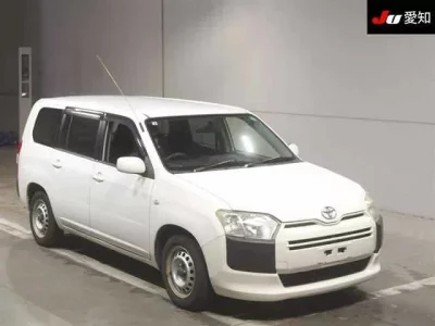 Toyota SUCCEED  с аукциона в Японии