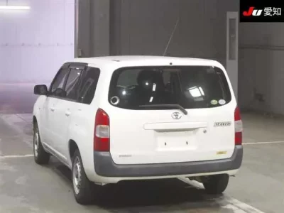 Toyota SUCCEED  с аукциона в Японии