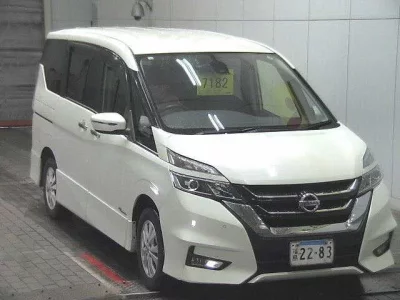 Nissan SERENA  с аукциона в Японии
