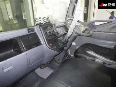 Mitsubishi CANTER  с аукциона в Японии