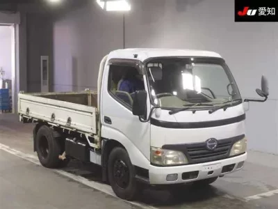 Hino TRUCK