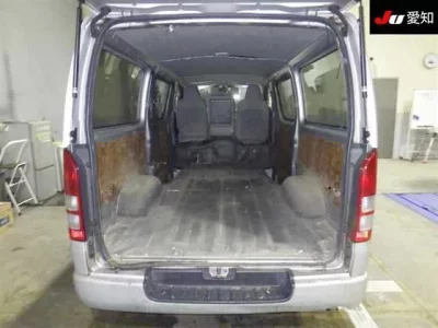 Toyota HIACE VAN  с аукциона в Японии