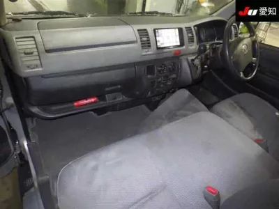 Toyota HIACE VAN  с аукциона в Японии