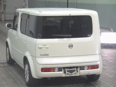 Nissan CUBE  с аукциона в Японии