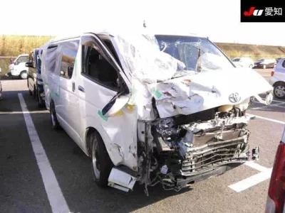 Toyota HIACE VAN