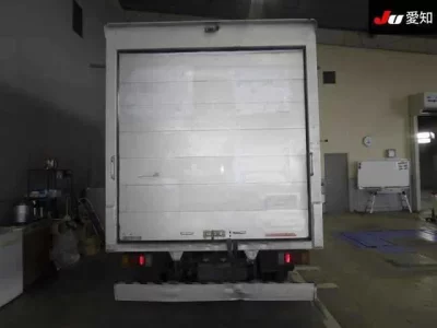 Hino DUTRO  с аукциона в Японии