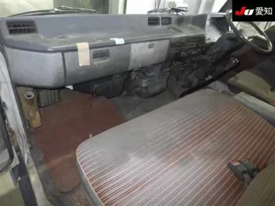 Mitsubishi CANTER  с аукциона в Японии