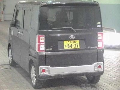 Daihatsu WAKE  с аукциона в Японии