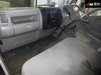 Toyota DYNA лот № 8015 оценка 3  с аукциона в Японии 2