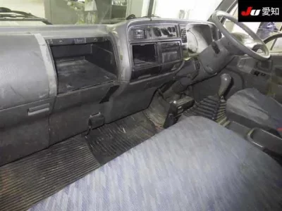 Mitsubishi CANTER  с аукциона в Японии